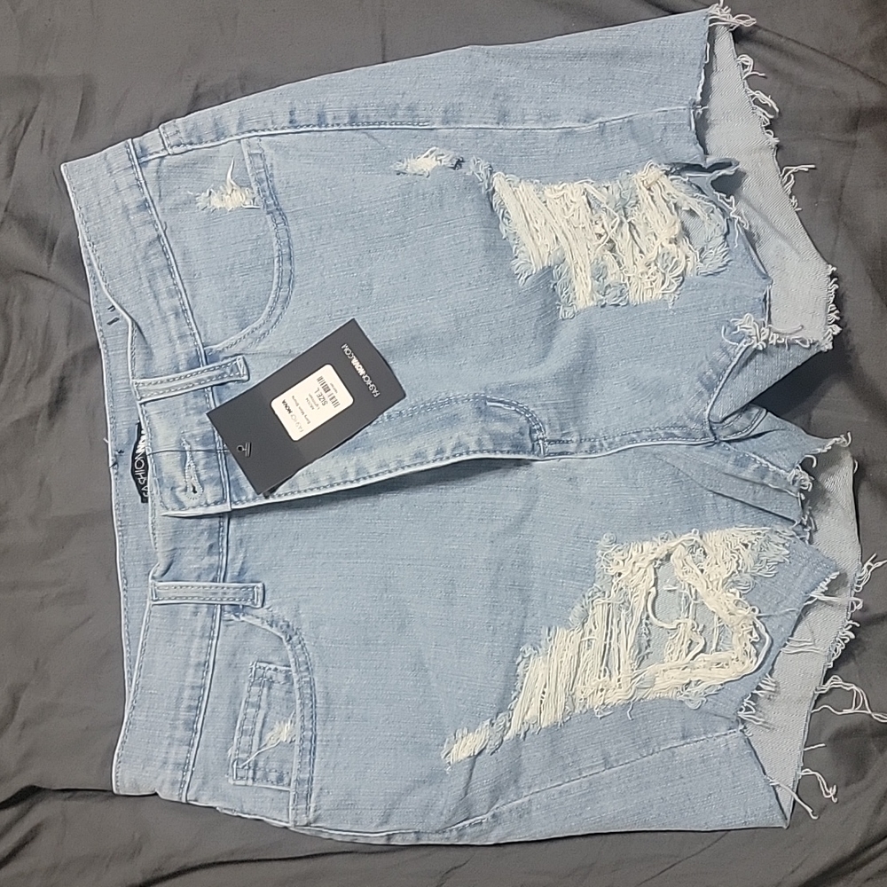 Light wash jeans shorts